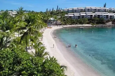 Image de Wow the View! Sandy Bottoms, the largest waterfront 3 Bdrm Condo in Cowpet!