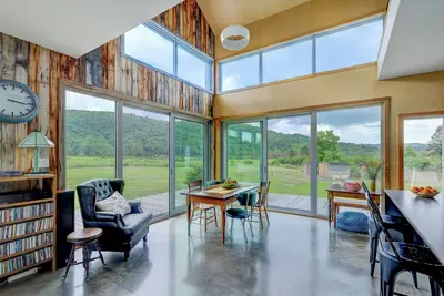 Image de Contemporary Design In Extraordinary Natural Environment! Cozy Comfort & Nature!