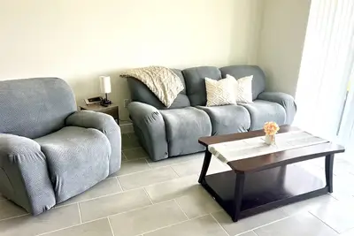 Image de New Build Townhome - Convenient Commute Near I-75