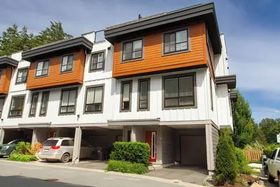 Image de Stylish 3 bedroom townhome with rooftop patio