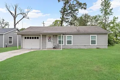 Image de 2-bedroom house in welcoming Beaumont with all the amenities of home!