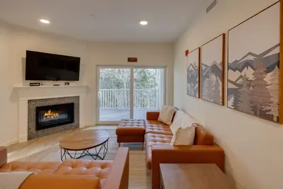 Image de Luxe Forest Ridge Condo