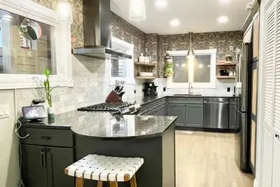 Image de Chic Entire home for Large Groups - Chicago - Bucktown