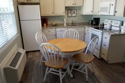 Image de Tradewinds Beach Resort