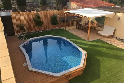 Villa jardin, piscine et mer
