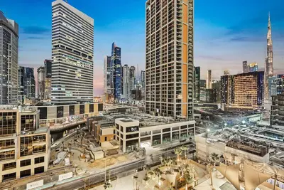 Image de Luxury 1br in Business Bay with Burj Khalifa Views, Balcony, Pool and Gym Access