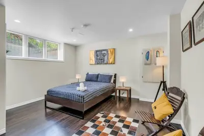 Image de Buddha’s Humble Abode by Falls | Short Drive