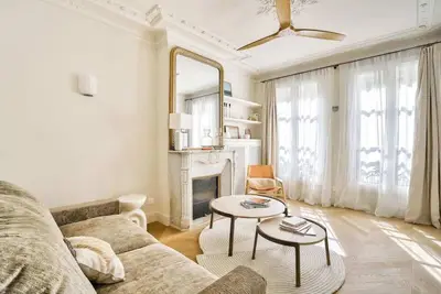 Image de Aesthetic and Large T2 in the edge of Le Marais