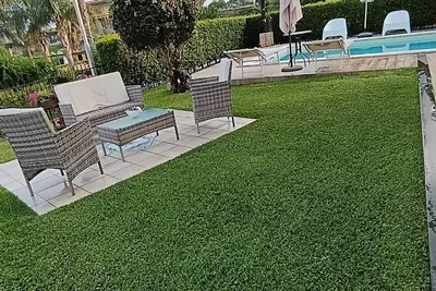 Image de Villa on the slopes of Etna, garden and pool for the exclusive use of guests.