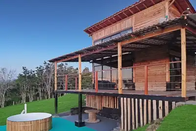 Image de Cabaña Privada+Tina+Bbq+Wifi+Hamaca+Hoguera+Tv+\n\nCompartir\n\nGuardar