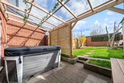 Image de 3br Home with Hot Tub and Garden