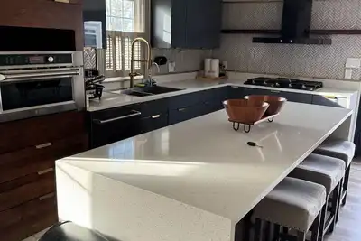 Image de Beautifully Renovated Cozy Home