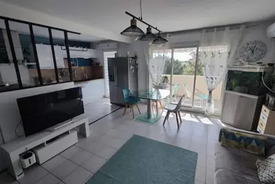 Image de appartement 3 pièces dans résidence de standing