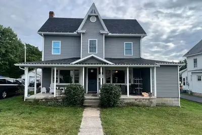 Image de Spacious 5-bedroom house in Pleasant Gap, 10 minutes to Psu