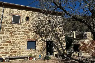 Image de L’Adret Étoilé – Un havre de paix en Ardèche, entre nature et charme d’antan