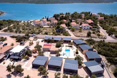 Image de Sak Mobile Homes - Standard Two Bedroom Mobile Home with Terrace and Sea View