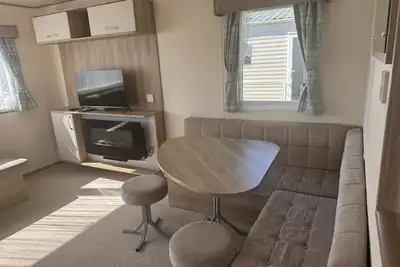 Image de Great caravan at Dovercourt Holiday Park, Essex ref 44206v