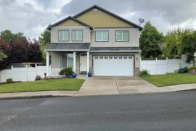 Image de Entire House in Northwest Hazel Dell
