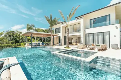 Image de Canoa 6 - Spectacular 5 Bdr villa with lake view