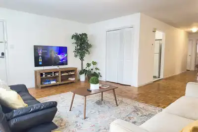 Image de Minutes to Nyc convenient and spacious