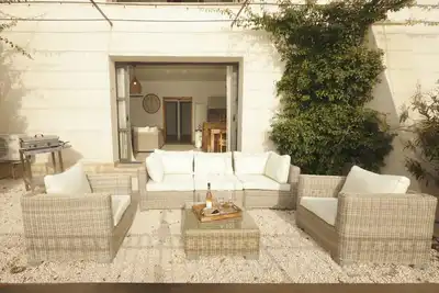 Image de Gîte Bouteillan - Les Terrasses de l'Oliveraie