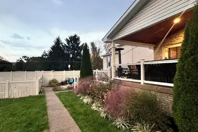 Image de Oakmont  5-bedroom house, 1-2 min walk to Us Open 2025 Golf Course entrance