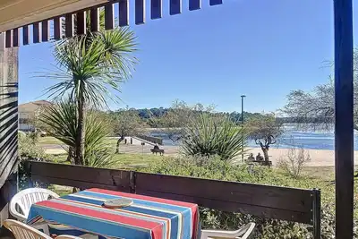 Image de Vieux Boucau, bel appartement au bord du lac