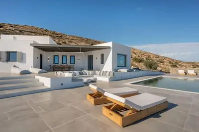 Image de Brand new and unique estate