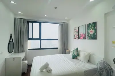 Image de Modern 2 bedroom apartment with bathtub - Vinhomes D'Capitale