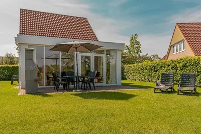 Image de Maison soignée, lave-vaisselle, près de l'Emslandermeermeer