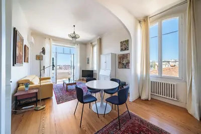 Image de Appartement bourgeois - Climatisation - Vue dégagée