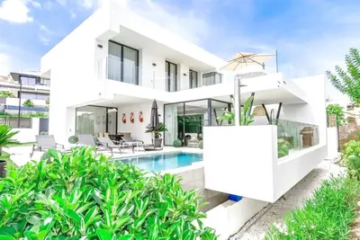 🎯\"Biggest Discount - Read Description! 🎁\" Modern family villa Estepona