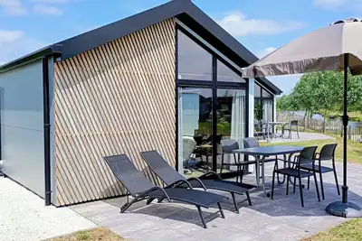 Image de Chalet Casa Kampen with waterfront plot, jetty and fence for 4 people in Kampen