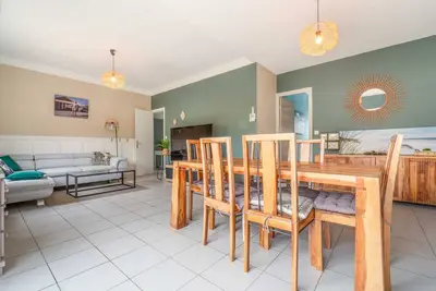 Image de Maison à Mimizan pour 7 Pers. avec Wifi et Climatisation, à Proximité Lac et Plage