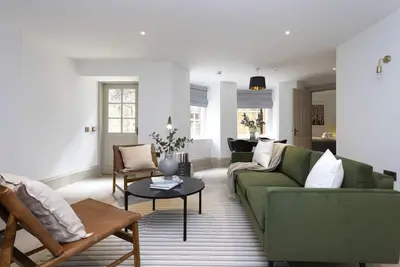 Image de Stylish 1-bed near Princes St w/Courtyard