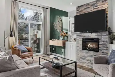 Image de Canmore Premier - Township