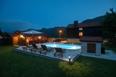 Superbe maison à Gospic