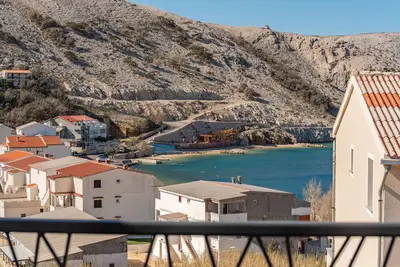 Image de Bel appartement de 2 chambres à Metajna