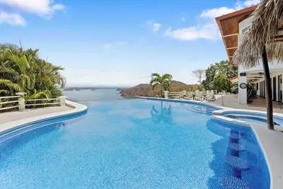 Image de Luxury Villa |  Infinity Pool & Ocean Views