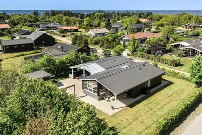 Image de Maison confortable de 3 chambres à Tarm
