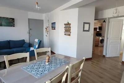 Beau T2 Trégastel avec jardin, proche plages et commerces