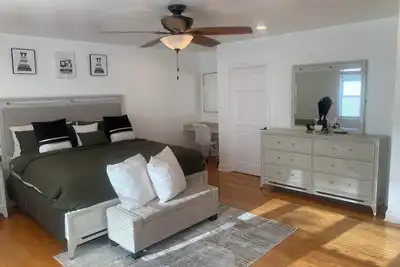 Welcome Traveling Nurses and Family’s to my3 bedroom 2 bathroom cozy home