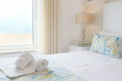 Apartment near the beach, with a beautiful sea view!