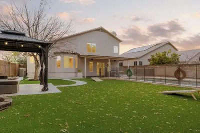 Image de 4-bedroom house in welcoming Glendale with Ac, WiFi. Enjoy your stay