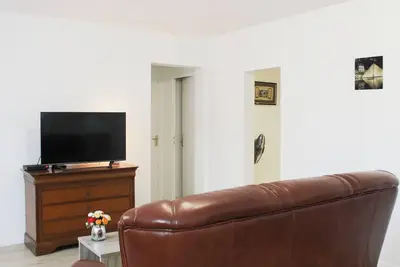 Image de Appartement rénové et chaleureux - 2 chambres