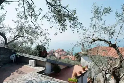 Image de Chic 1-bedroom apartment with Ac, WiFi in charming Lerici