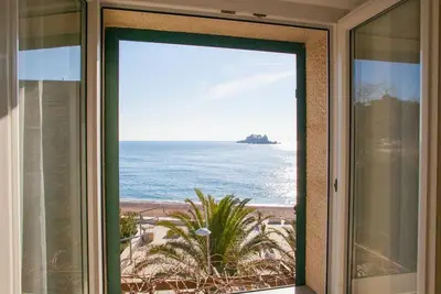 Image de Comfortable Stay with Sea View in Petrovac - Standard Studio with Shared Balcony 1