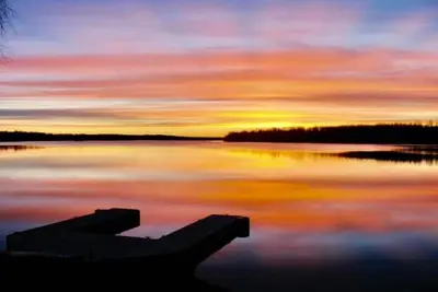 Image de Downtown Wasilla Lakefront Home w/private dock