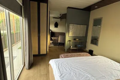 Image de Aqua Sky Terrace Floor with Suite room- 1 Full size bed and 1 Sofa Bed W Jacuzzi
