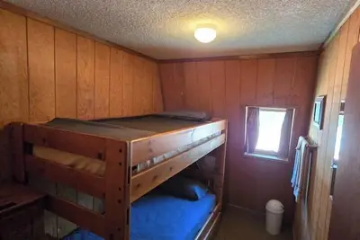 Image de Lodge Room Twin Bunk (Room #7)